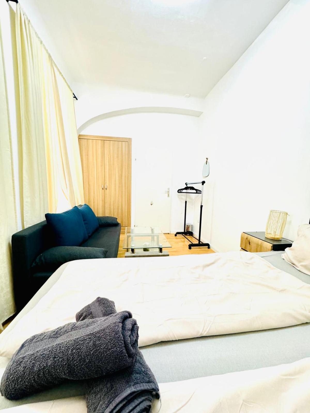 Comfy Rooms In A Shared Apt, 8Min To Rathausplatz Wina Bagian luar foto