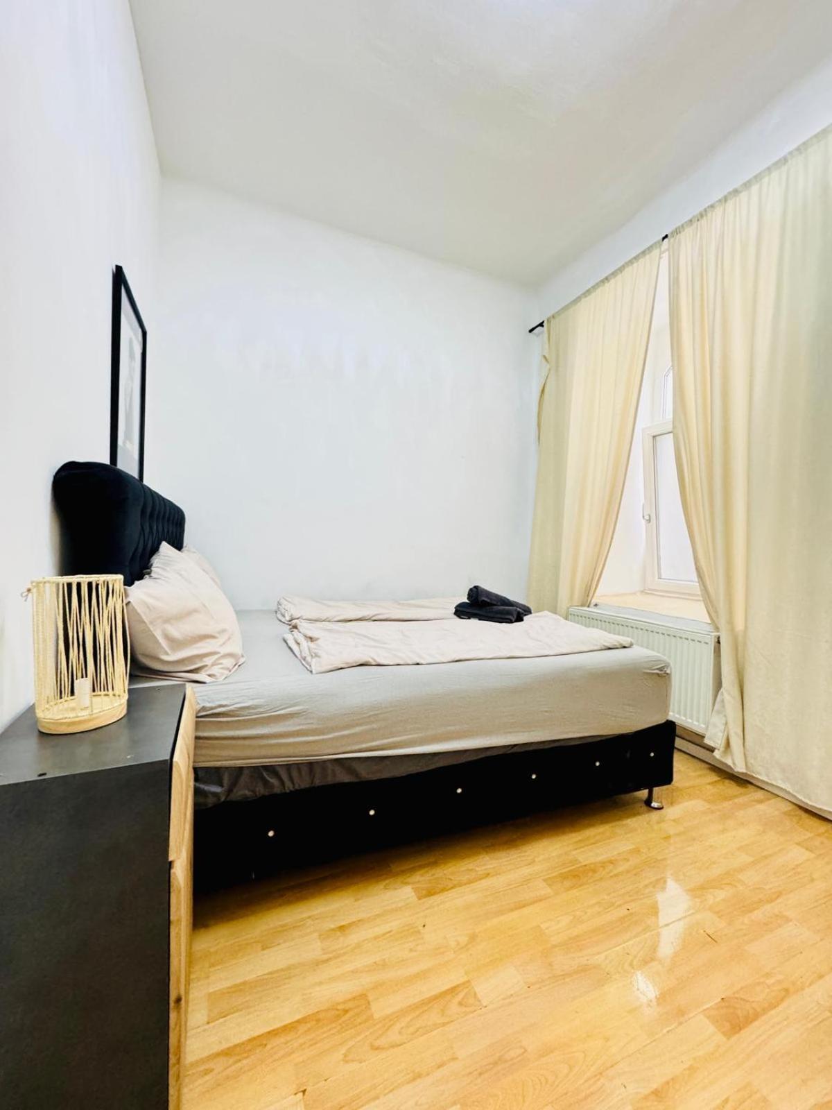 Comfy Rooms In A Shared Apt, 8Min To Rathausplatz Wina Bagian luar foto