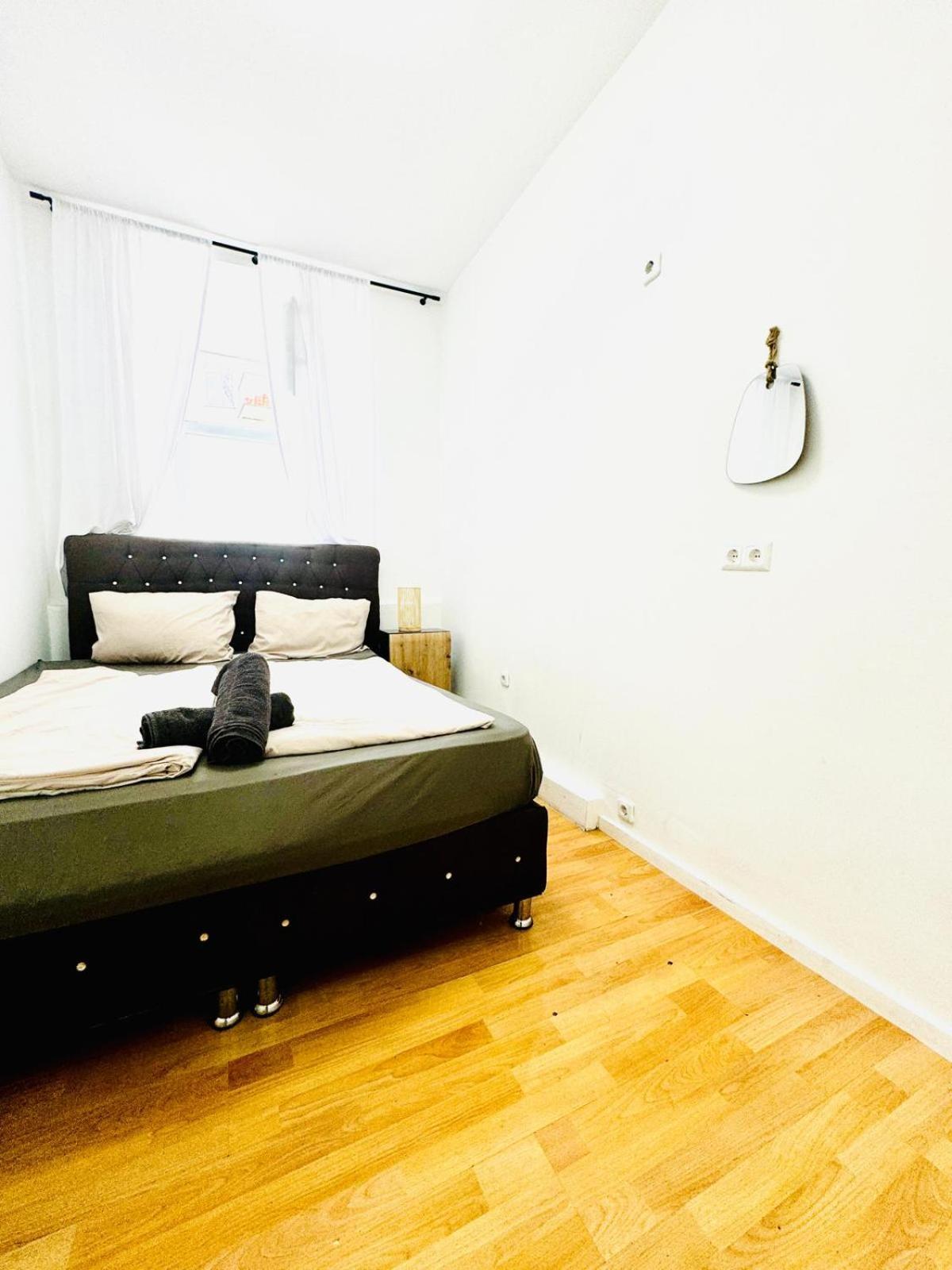 Comfy Rooms In A Shared Apt, 8Min To Rathausplatz Wina Bagian luar foto