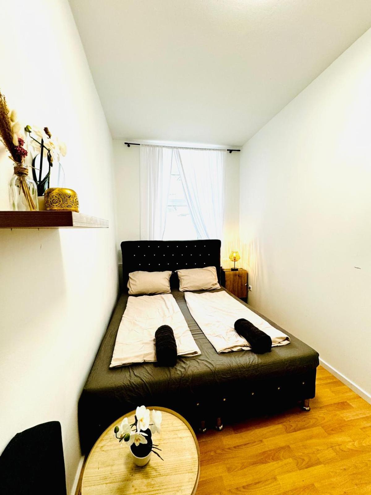 Comfy Rooms In A Shared Apt, 8Min To Rathausplatz Wina Bagian luar foto