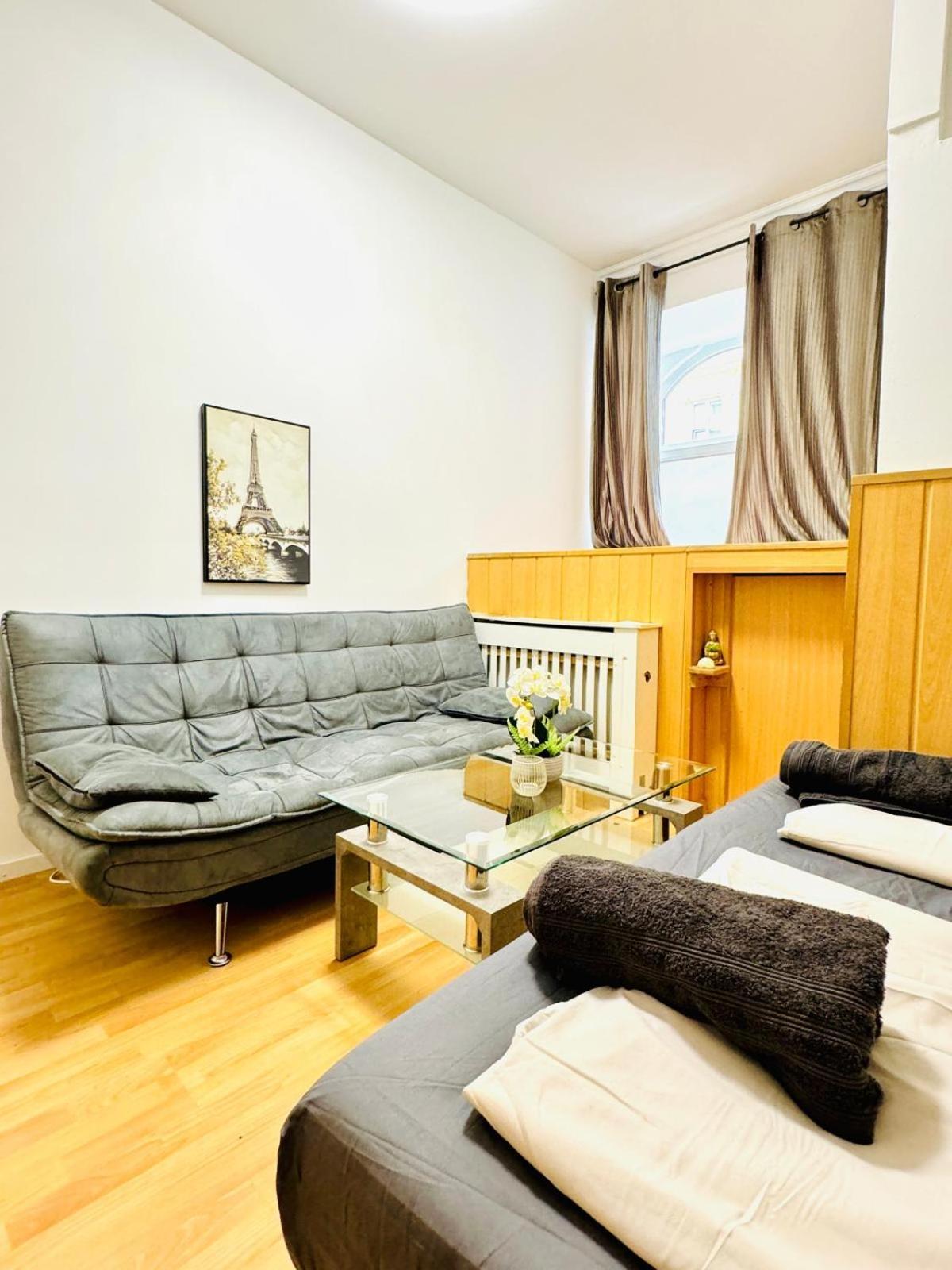 Comfy Rooms In A Shared Apt, 8Min To Rathausplatz Wina Bagian luar foto