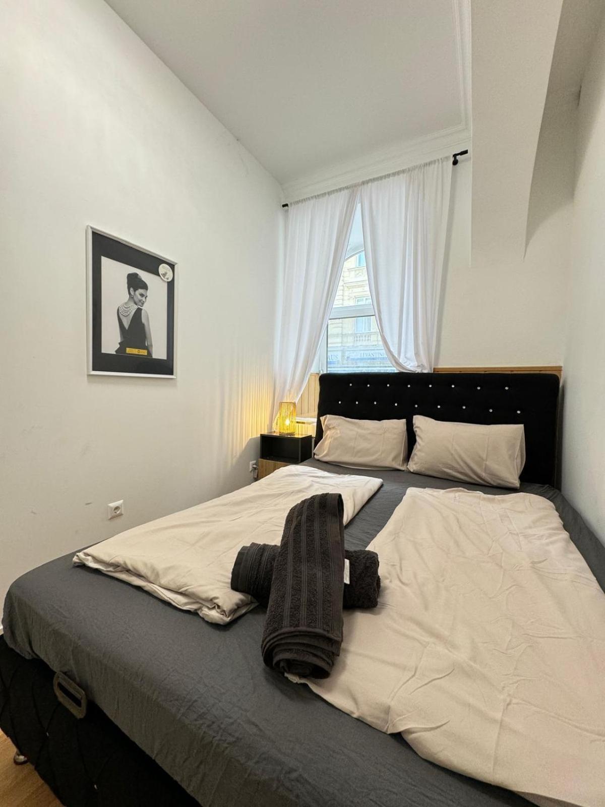 Comfy Rooms In A Shared Apt, 8Min To Rathausplatz Wina Bagian luar foto