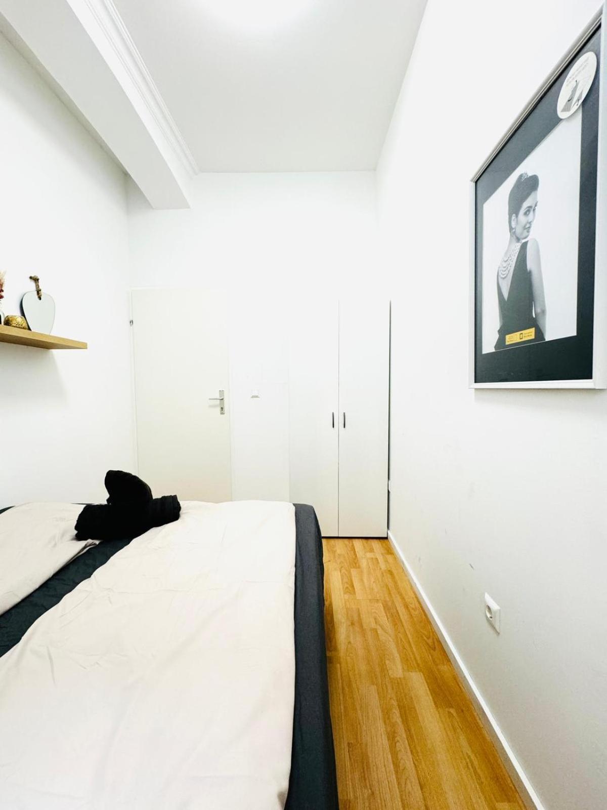 Comfy Rooms In A Shared Apt, 8Min To Rathausplatz Wina Bagian luar foto
