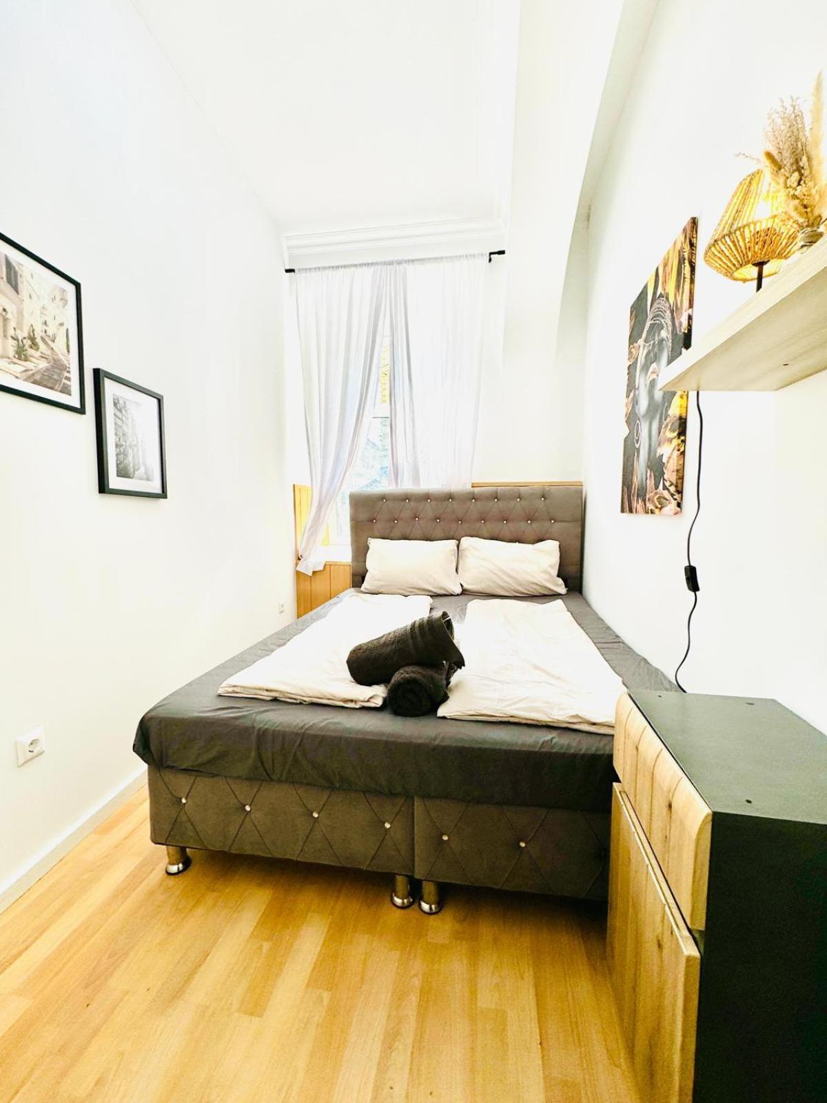 Comfy Rooms In A Shared Apt, 8Min To Rathausplatz Wina Bagian luar foto