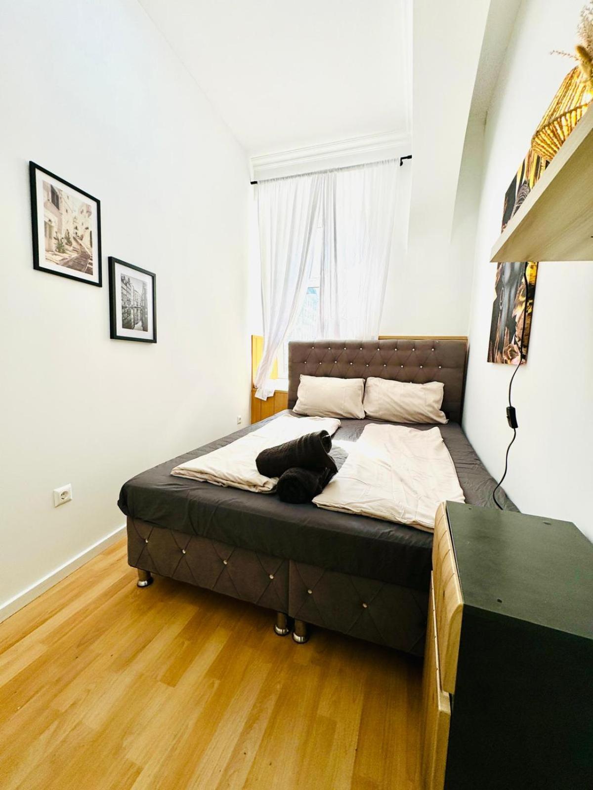 Comfy Rooms In A Shared Apt, 8Min To Rathausplatz Wina Bagian luar foto