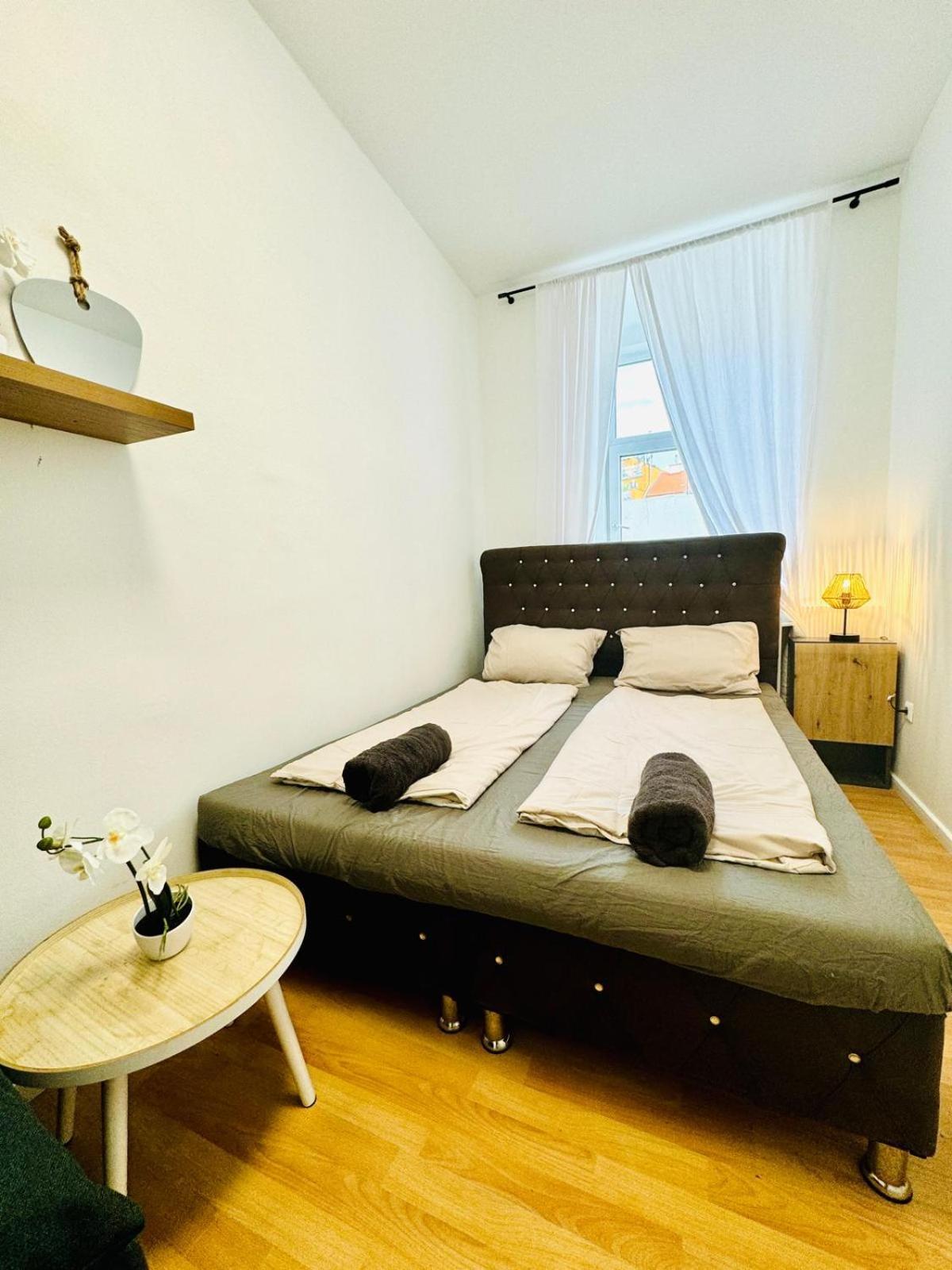 Comfy Rooms In A Shared Apt, 8Min To Rathausplatz Wina Bagian luar foto