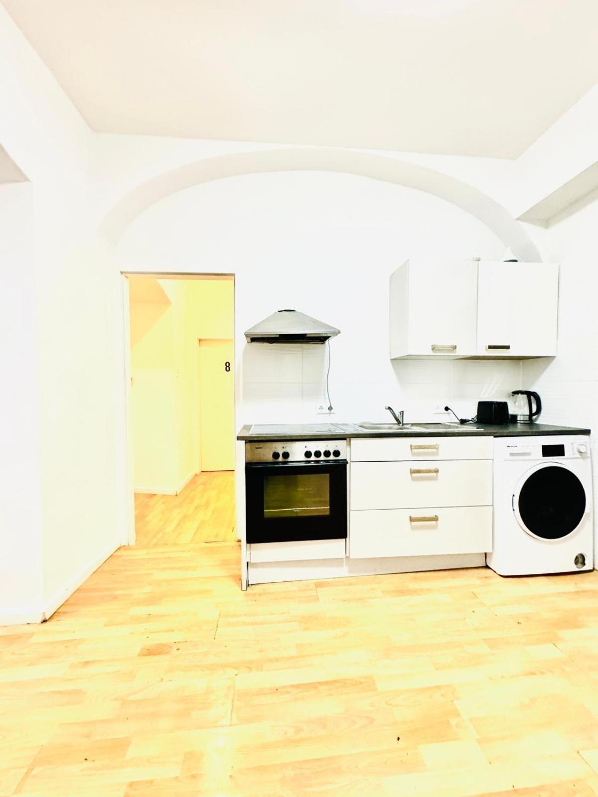 Comfy Rooms In A Shared Apt, 8Min To Rathausplatz Wina Bagian luar foto