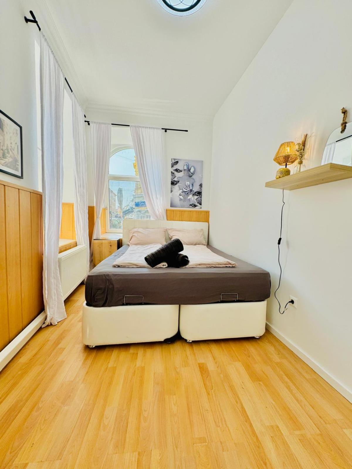 Comfy Rooms In A Shared Apt, 8Min To Rathausplatz Wina Bagian luar foto
